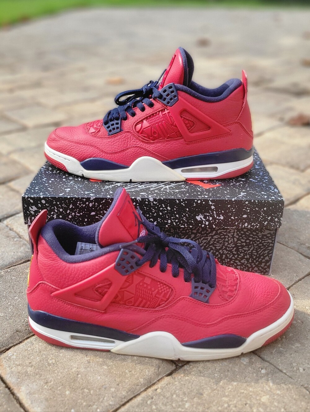 Jordan 4 Retro 'Fiba' (2019)